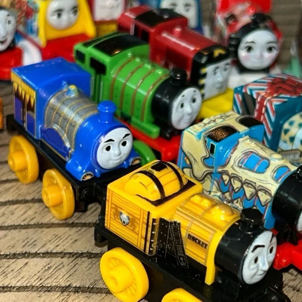 Thomas & Friends 15 piece Mini Train 🚂 Set P36D